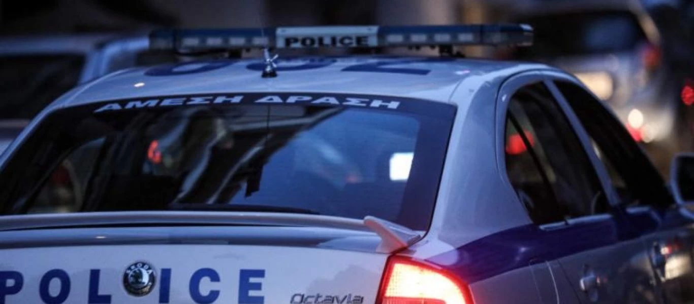 Θεσσαλονίκη: Άγνωστοι πέταξαν τρικάκια στο σπίτι του διοικητή του ΑΧΕΠΑ (φωτο)